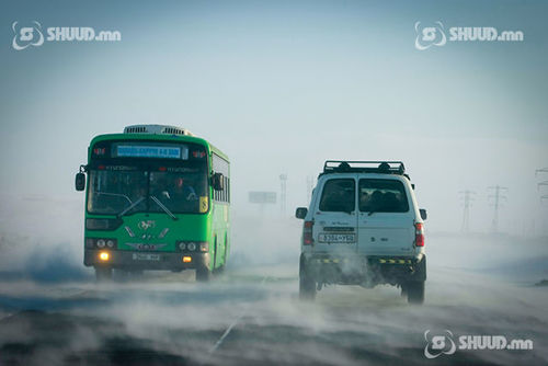 Хүчтэй салхи, шороон шуургатай байхыг онцгойлон анхааруулж байна